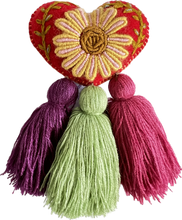 Load image into Gallery viewer, Pendant- Heart handmade (Nude).